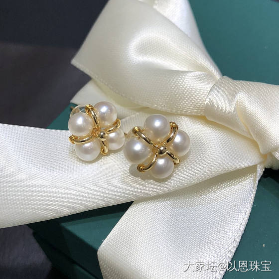 天然淡水珍珠耳钉，🍀14Ｋ注金材质，简单大方_有机宝石