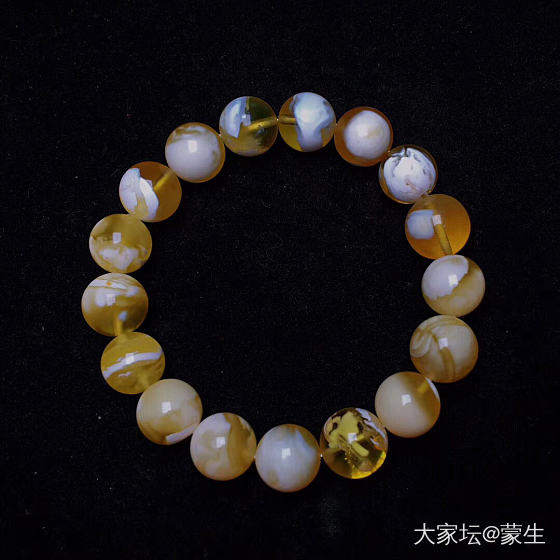 11➕极品俄料金白妖花手串，颗颗精选，佩戴精致，14克_琥珀蜜蜡