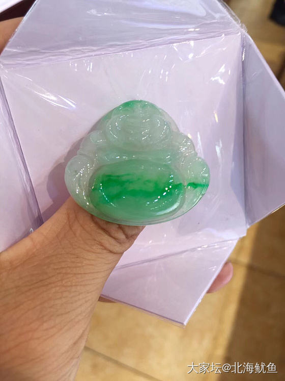 终于满足了多年的心愿，拥有一件有点档次的绿件_挂件翡翠