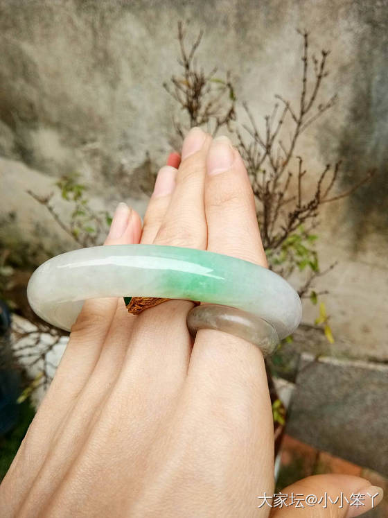 我自己蛮喜欢的一条镯_手镯翡翠