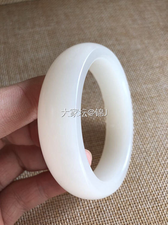 大家帮忙来看看哟_和田玉