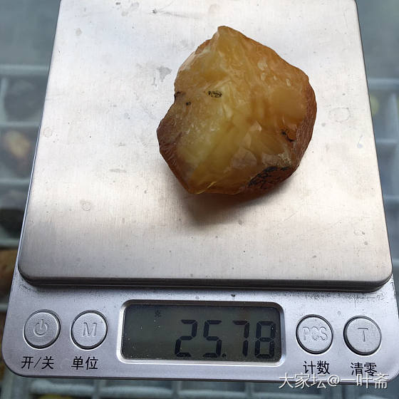 今天一块料做的三件宝贝_琥珀蜜蜡