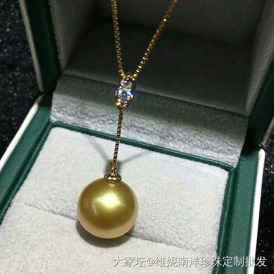 天然浓金吊坠项链 12-13mm. 无瑕
18k金镶嵌钻石💎  尾链还有个爱心💗..._珍珠