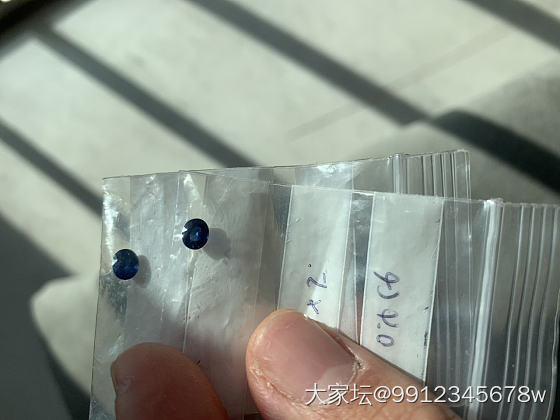 各位坛友帮忙看看这些小东西能做什么_琥珀蜜蜡求款式坦桑石翡翠