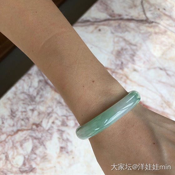 有喜欢金丝绿小手镯吗？_手镯翡翠