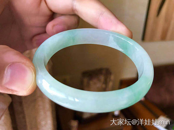 有喜欢金丝绿小手镯吗？_手镯翡翠