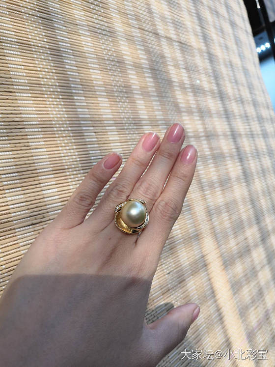南洋金珠镶钻戒指_戒指珍珠