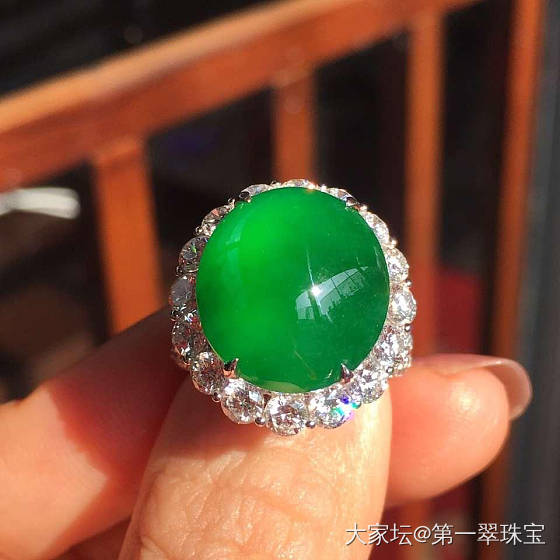 一年结束了，买点什么奖励自己呢？毕竟辛苦了一年了_翡翠