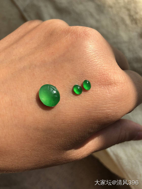 大的没有小的好_蛋面翡翠