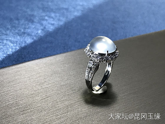 大鸽子蛋_翡翠