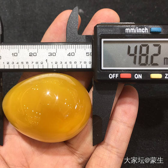 蜜糖色水滴吊坠_挂件琥珀蜜蜡