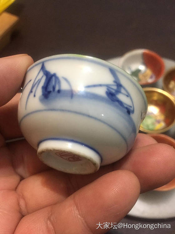 杯子下是什麼字，我不會，_瓷器