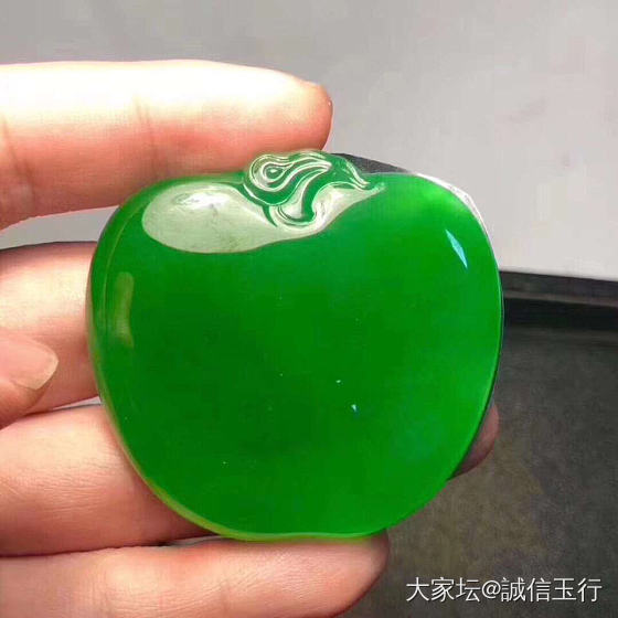 好的翡翠，自己会说话！_翡翠