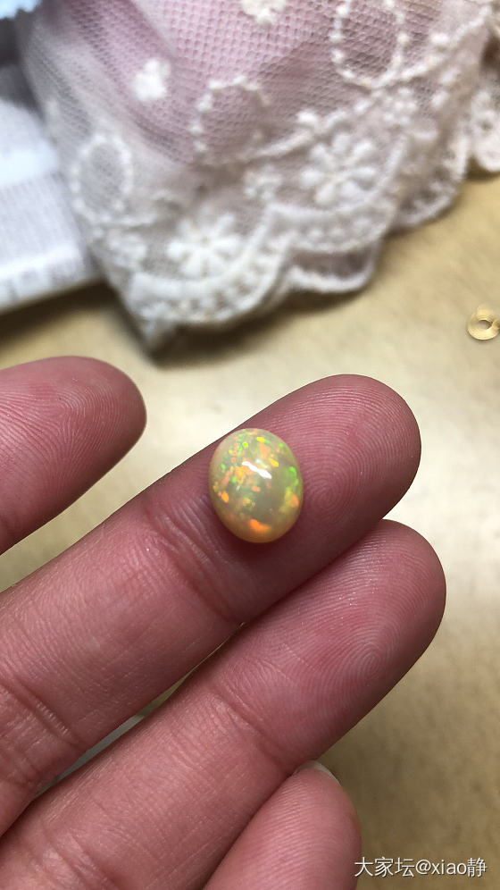高手请进，能询问下这个欧泊是怎么回事？_欧泊
