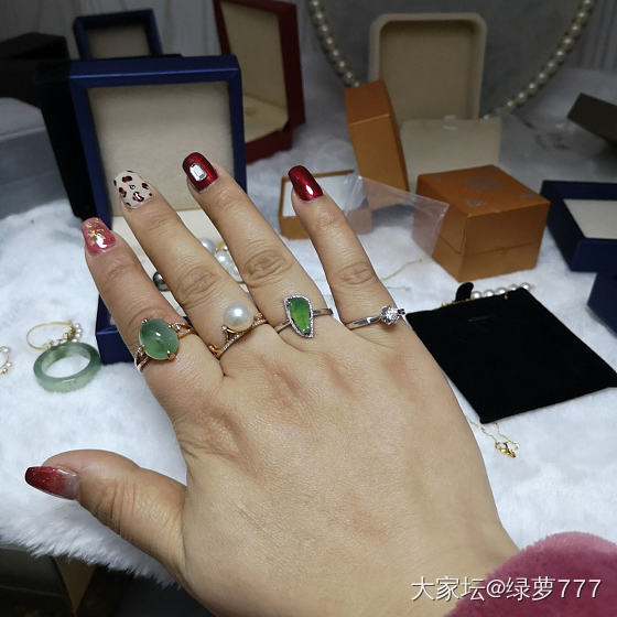 缺个金珠戒指。_珍珠