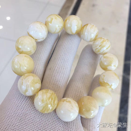 15的瓷白手串_琥珀蜜蜡