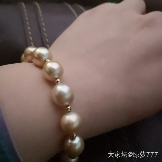 最后三张图是S级极光淡水裸珠。_珍珠