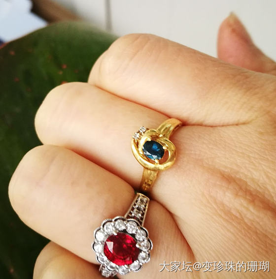 妈妈突然给了我两个小吊坠～_吊坠金