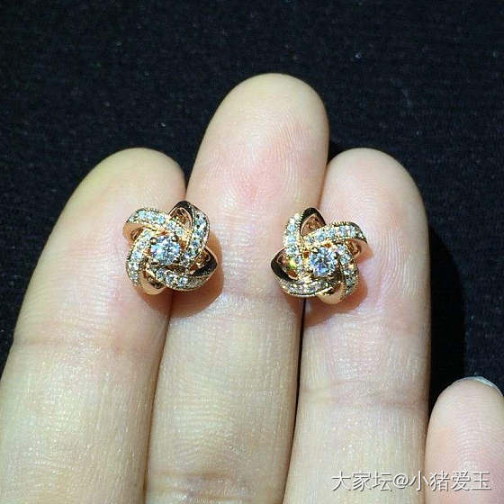 18k黄金唯美风车钻石耳钉_耳饰钻石