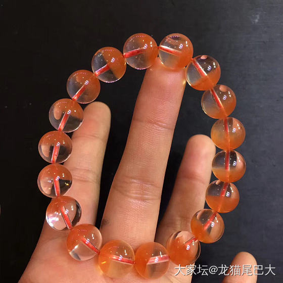 红兔毛_珠串兔毛晶