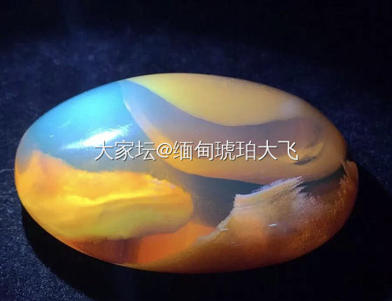 缅甸琥珀是世界最轻的有机宝石_琥珀