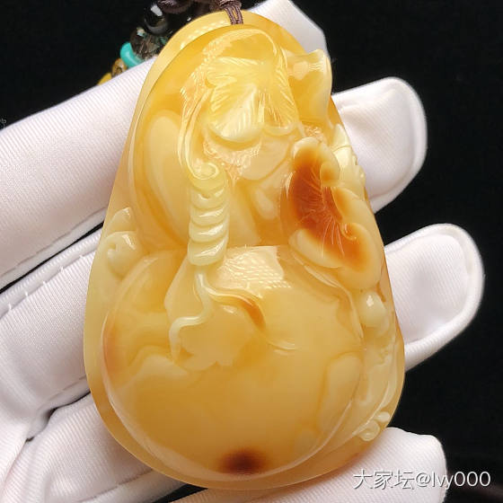 35.74克！黄白奶咖蜡葫芦吊坠！极少有的蜡质、花纹漂亮！无杂裂！上身效果超贵气..._琥珀蜜蜡