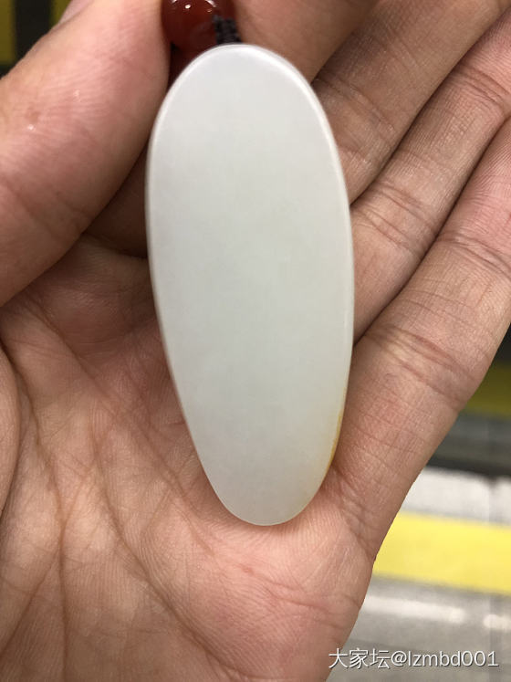 小白又来学习了，是籽料吗？_挂件和田玉