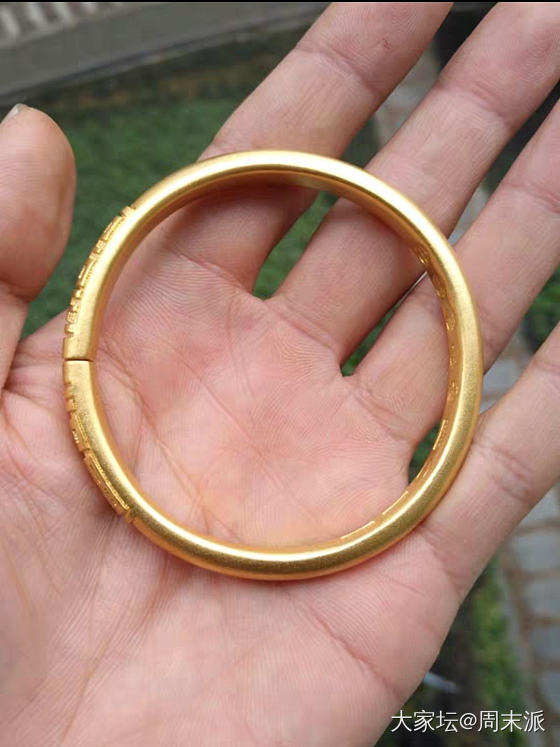 两款窄喜福你喜欢哪一个？_打金