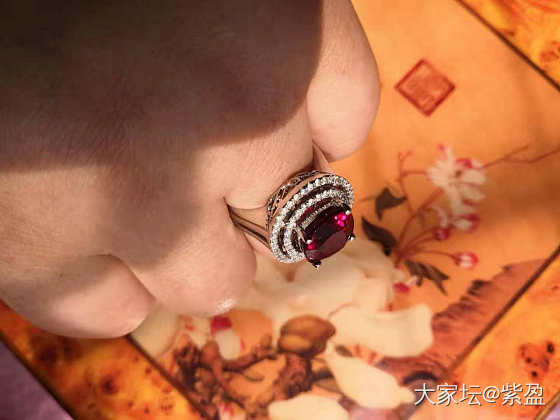 秀一只碧玺戒指_戒指碧玺