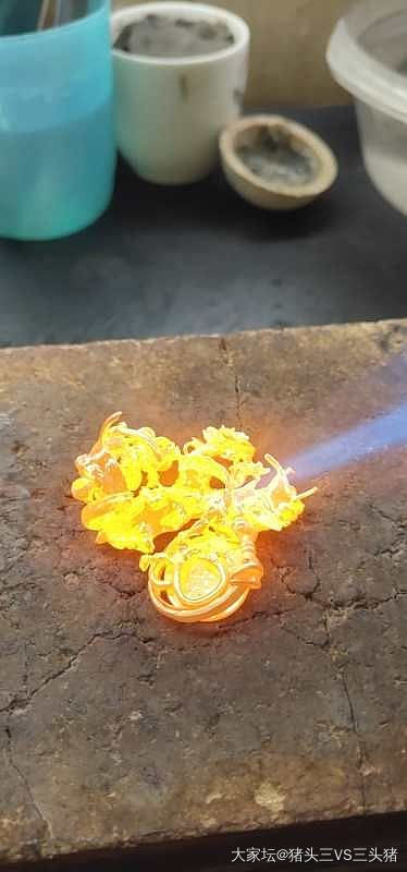 昨天周大福换金回来_手镯金