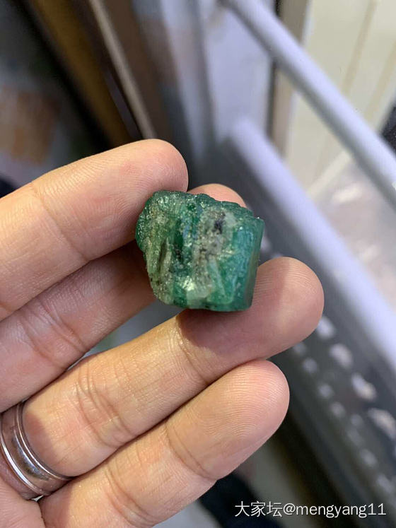 在jaipur 挑花了眼睛_原石祖母绿
