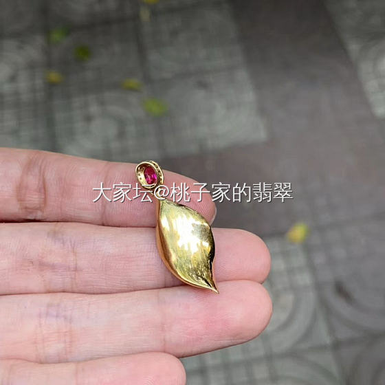 18k金镶嵌满色吊坠_吊坠翡翠