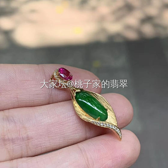18k金镶嵌满色吊坠_吊坠翡翠
