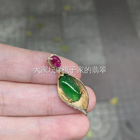 18k金镶嵌满色吊坠_吊坠翡翠