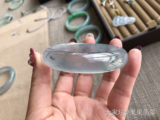 红包红包，见过最透的玻璃种_手镯翡翠