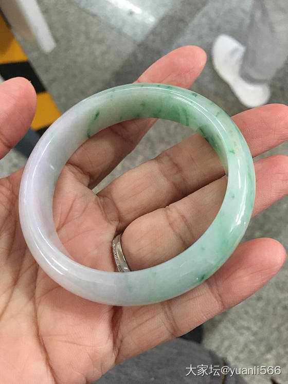 飘花送你一抹紫_手镯翡翠