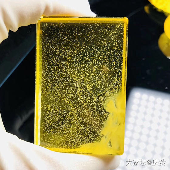 切牌阴雕，出成率好低😅_琥珀蜜蜡
