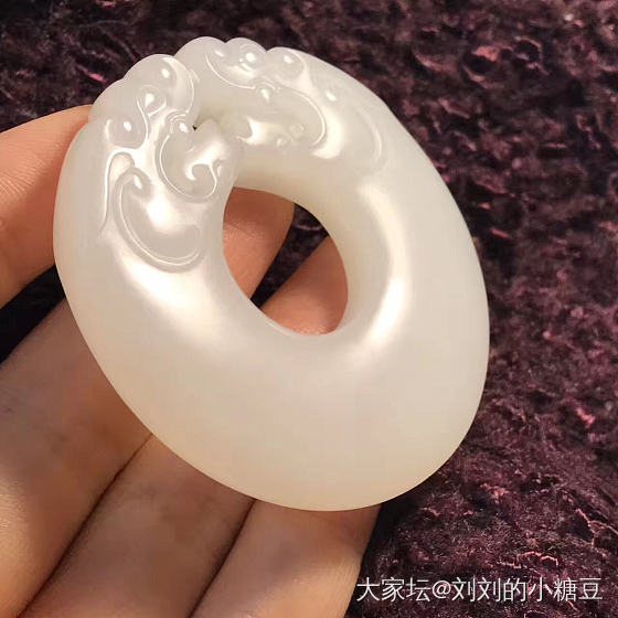 谁能发几张正宗羊脂白玉的照片吗？_和田玉