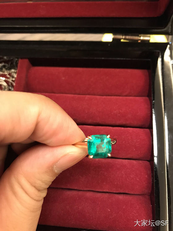 给老婆新入的祖母绿_祖母绿蓝宝石