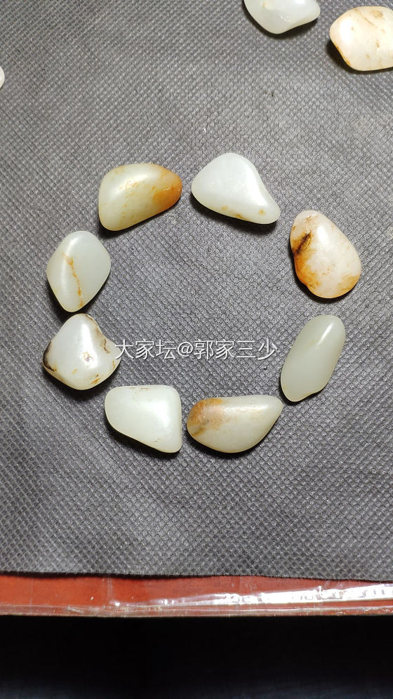 和田玉籽料原石手串_原石和田玉