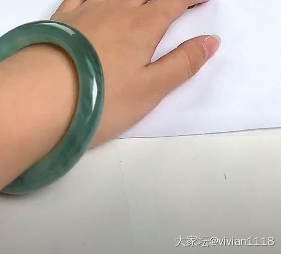 给个中肯的评价吧老铁_手镯翡翠
