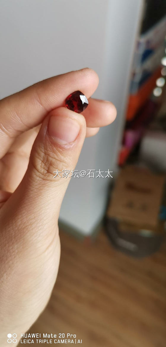 我觉得我还是给我妈整颗碧玺或石榴石吧_尖晶石