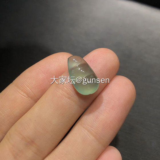 小模糊豆_挂件翡翠
