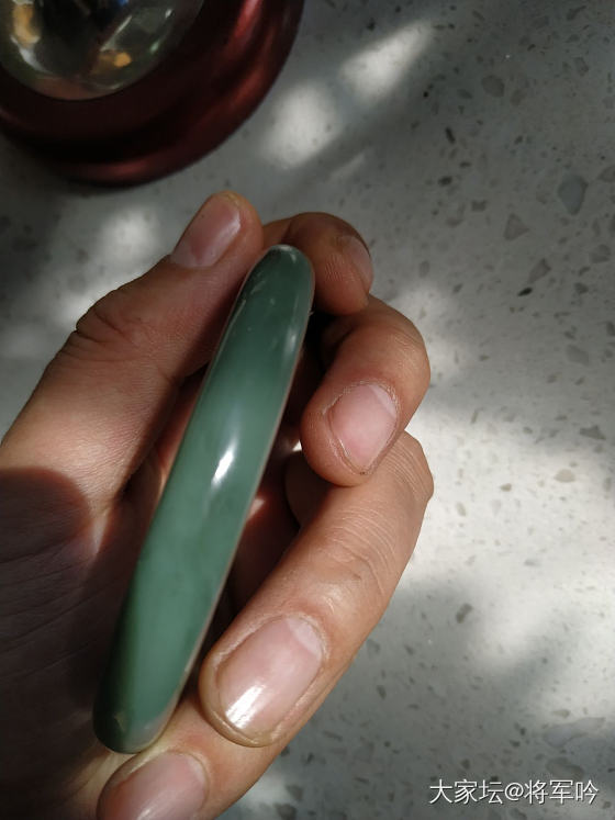 鸭蛋青还是沙枣青？_手镯和田玉