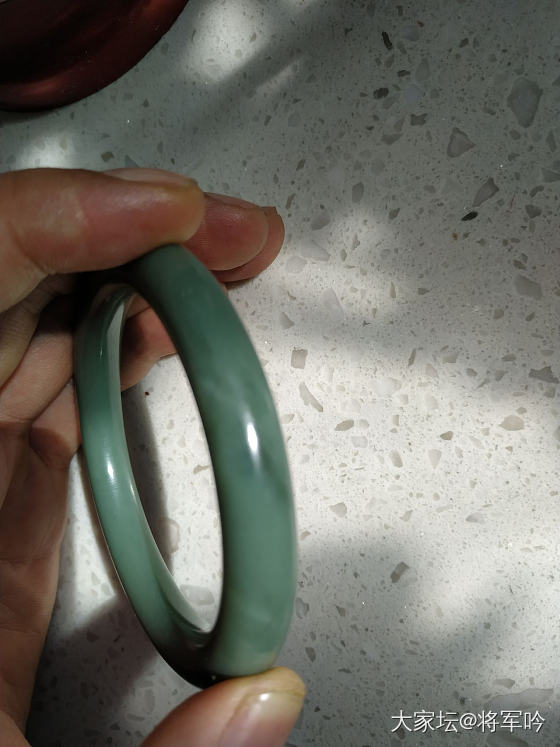 鸭蛋青还是沙枣青？_手镯和田玉