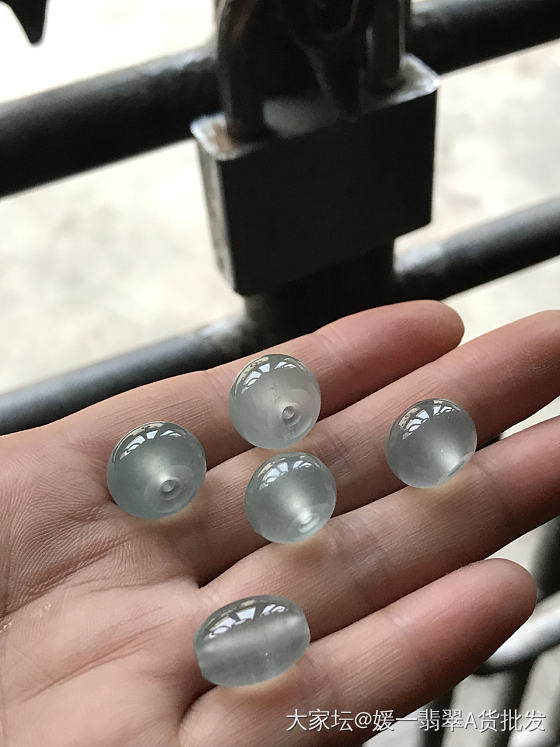 翡翠高冰大珠珠_翡翠