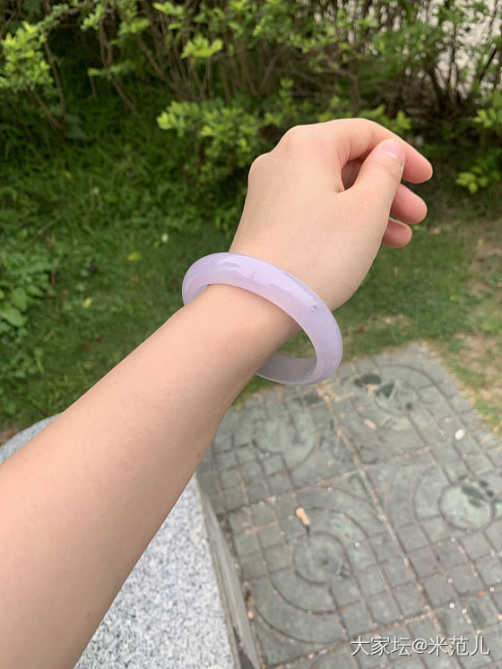 自从把镯子寄走了，就开始到处找镯子，小四到中小四的预算真的好难找呀🤒_翡翠