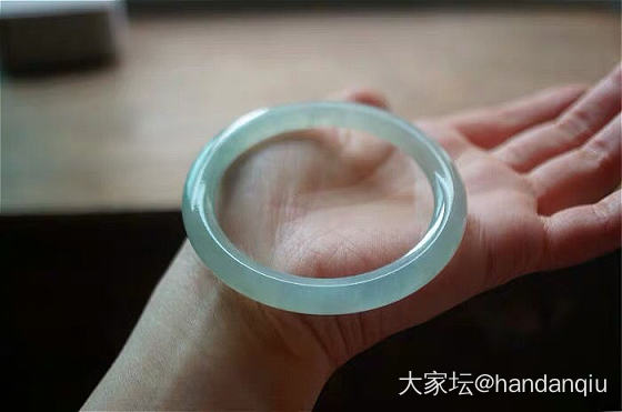 翡翠小白一枚，这款能入么_手镯翡翠