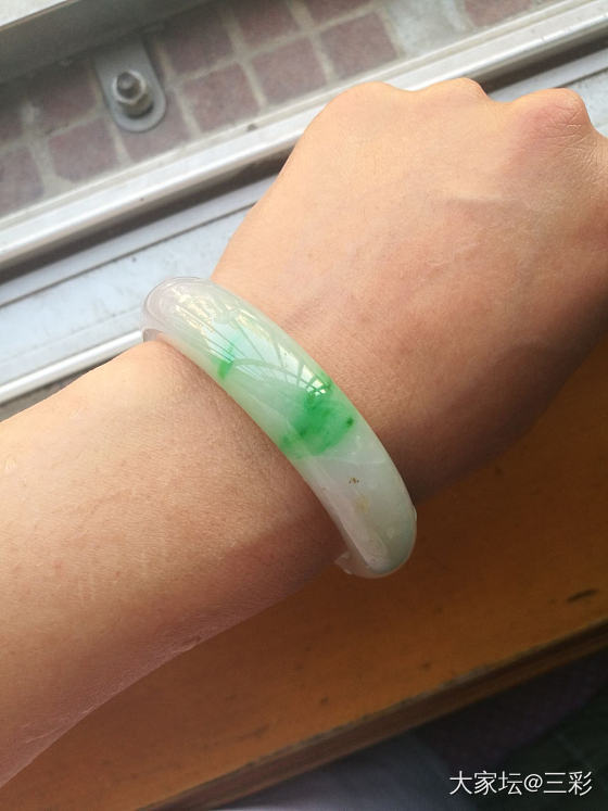 继把镯子寄走以后，找镯子好难……哈哈哈嘿嘿嘿嘿嘿嘿_手镯翡翠