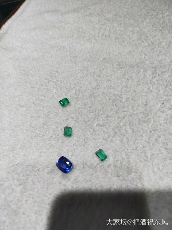 纠结了半天，还是定了这些，一共一万七，到时候拿去镶嵌了_刻面宝石名贵宝石